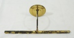 Luminária para quadros, em metal dourado, parte elétrica não testada, marcas do tempo, medindo 17 x 45 cm.