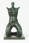 Autor não identificado- escultura em bronze, representando figura masculina, base em mármore negro, altura total 37 cm