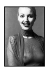 Antonio Guerreiro - "Elke" foto de 1974 - Impressão em papel fine art Canson® Infinity PrintMaKing 310g, 30x45 cm, P.A. ( prova do autor ), duração : 100 anos, tamanho 30 x 45 cm emoldurada. Acompanha Certificado de Autenticidade.