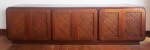 Buffet em mogno, década de 80, contemporâneo, 6 portas c/ entreliça, prateleiras internas, medindo 82x290x62 cm. OBS: RETIRADA AGENDADA NO BAIRRO DA LAGOA, POR CONTA DO COMPRADOR, PEÇA TALVEZ TENHA QUE SER IÇADA.