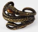 Bracelete Valentino, formato de serpente, em metal dourado envelhecido