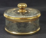 Biscoiteira em vidro jateado  com detalhes em dourado, medindo 8x16 cm ( com lascado).