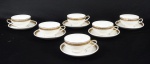 Lote com 6 xícaras com pires para chá em porcelana Mauá , branca com gregas em dourado.