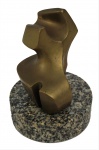 ALVARO FRANKLIN DA SILVEIRA. Escultura em bronze tiragem 20/9 , altura 10 cm. Assinada. Base em granito, 3 x 9 cm.