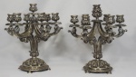 Par de candelabros em prata portuguesa p/ 7 velas cada, peso total aproximado 5.902 kg, Reis Joalheiros - Porto