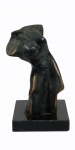 ASSINATURA NÃO IDENTIFICADA. "Torso". Escultura em bronze patinado com detalhes em dourado, base de mármore. Assinado.  Alt. total 19 cm.