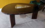 JOAQUIM TENREIRO  (1906/1992)- mesa triangular dita giz - alfaiate - com 1,95 cm com vidro em pintura epóxi, aro em lindo jacarandá baiano, pés em misto de caviuna e jacarandá