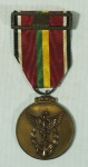 Medalha do Primeiro Congresso Brasileiro de Medicina Militar, realizado em São Paulo de 11 a 15 de julho de 1954, conferida ao Contra-Almirante Heitor Doyle Maia. Acompanha diploma.