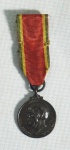 Lote contendo miniatura de medalha de Rui Barbosa.