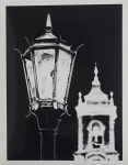 Fotografia. "Antigo Lampião com Torre da Igreja ao fundo", fotógrafo MILAN, datado 1966, pb, 25 x 20 cm.