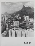 Fotografia. "Praia de Botafogo", fotógrafo MILAN, datado 5.12.51 , pb , 25 x 20 cm.