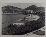 Fotografia. "Aterro da Praia de Botafogo", fotógrafo MILAN, pb, 20 x 25 cm.