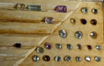 Coleção de pedras semi preciosas, aproximadamente 230 cts, lapidações, formatos e cores diversas.