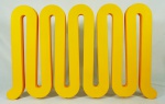 JOAQUIM TENREIRO - " Fita" Escultura com suporte para fixação na parede, na cor amarela, medindo: 40 x 77 x 5 cm