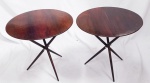 SERGIO RODRIGUES - Par de mesa Janete, apoiada sobre três pés, com apliques em metal
