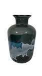 Grande vaso em vidro fumê  decorado com aplicações leitosas. Alt. 34 cm.