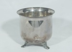 Pequeno bowl em prata 90, constratada, 12cm x 12cm de diâmetro.