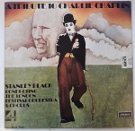 A TRIBUTE TO CHARLIE CHAPLIN, LP de vinil, ano de lançamento 1972, capa original com marcas de tempo e uso, disco pode conter alguns arranhões, não testado.