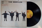 THE BEATLES- HELP! LP de vinil, ano de lançamento 1967, capa original com marcas de tempo e uso, disco pode conter alguns arranhões, não testado.