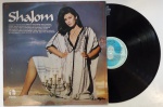 GRUPO SHALOM- SHALOM, LP de vinil, ano de lançamento 1980, capa original com marcas de tempo e uso, disco pode conter alguns arranhões, não testado.