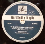 THE HEAVENS ARE CRYING, LP de vinil, ano de lançamento 1982, NÃO acompanha encarte, disco pode conter alguns arranhões, não testado.