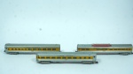 Minitrix- miniaturas de vagões de viagem union pacific ( 850, 950,960)- escala N- cor: cinza e amarelo- feito de plástico- med 14 x 1,5 x 2 cm.