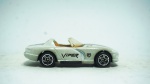 Matchbox- Dodge Viper RT 10, escala 1/59, branco, modelo metal die-cast, med 7 x 3 cm.