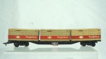 3 vagões Freightliner Triang Hornby  N A7 7- cor: cinza e vermelho- feito de plástico- medindo 26 x 3 x 5 cm.