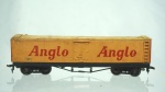 vagão refrigerador Anglo Frateschi N B28 35 escala HO- cor: amarelo- feito de plástico-  medindo 16 x 3 x 5 cm.