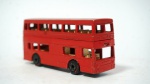 Matchbox- miniatura de ônibus Inglês dos anos 60 The Londoner N 17- feito na Inglaterra- cor: vermelho- modelo metal die-cast- med 7,5 x 2 cm.
